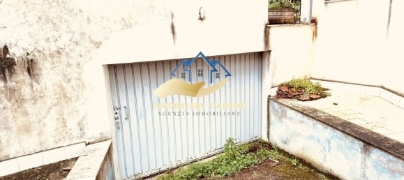 Villa de 5 dormitorios en Altavilla Milicia, Italy No. 344422 11