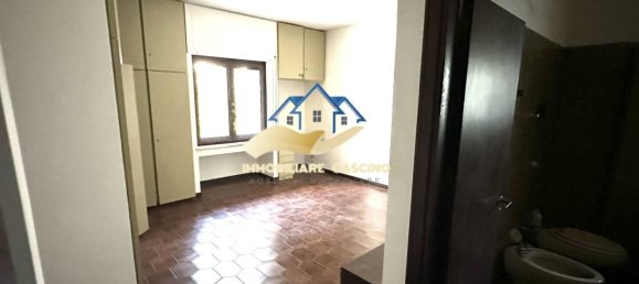 Villa de 5 dormitorios en Altavilla Milicia, Italy No. 344422 28