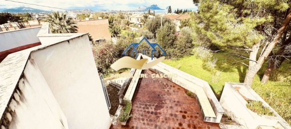 Villa de 5 dormitorios en Altavilla Milicia, Italy No. 344422 15