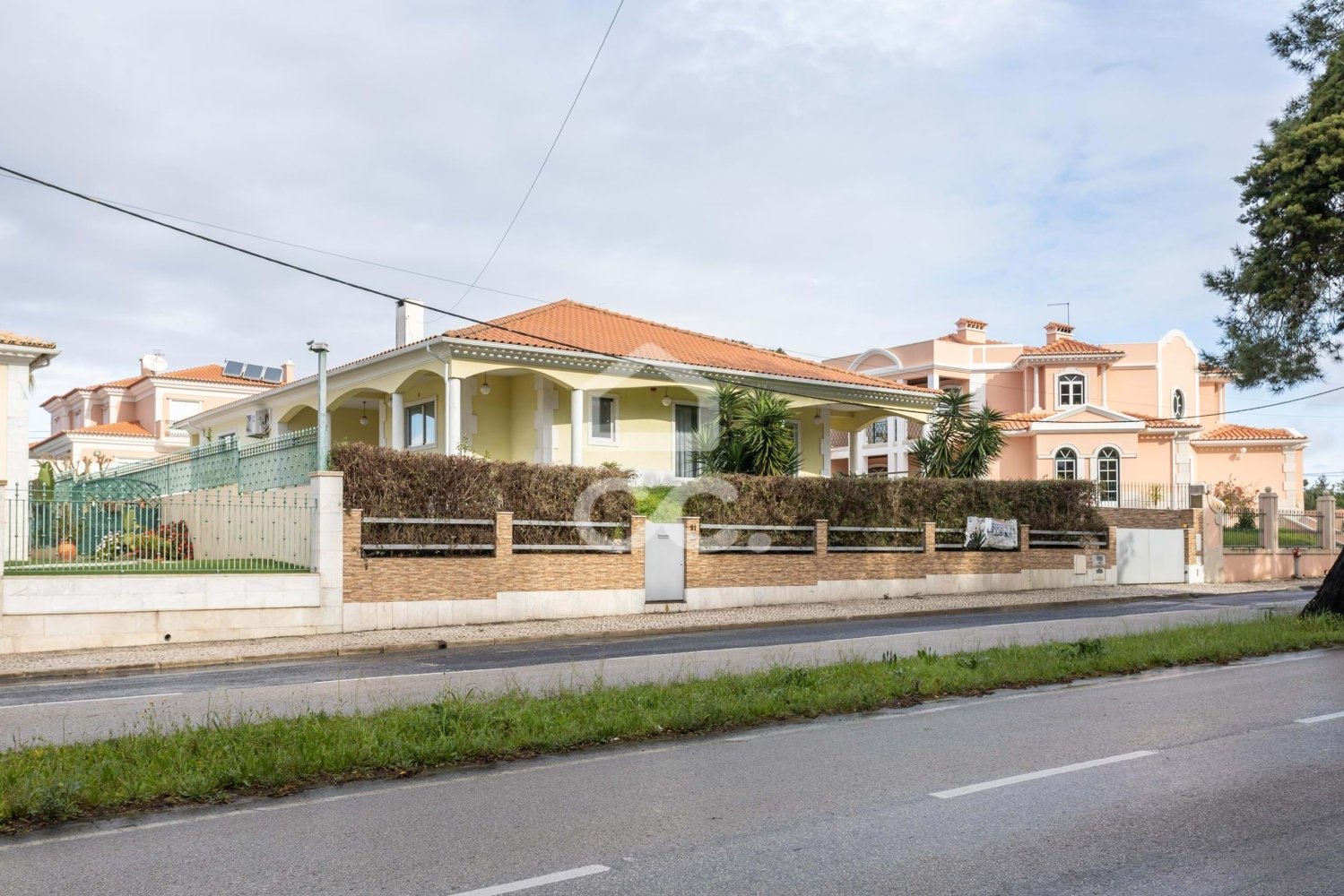 3 bedrooms Villa in Seixal, Portugal No. 177024