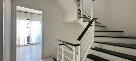 3 bedrooms Cafe / restaurant in Bangkok, Thailand No. 19985 5