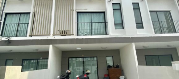 3 bedrooms Cafe / restaurant in Bangkok, Thailand No. 19985 9