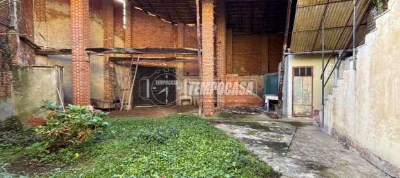 4 rooms House in Barone Canavese, Italy No. 109722 18