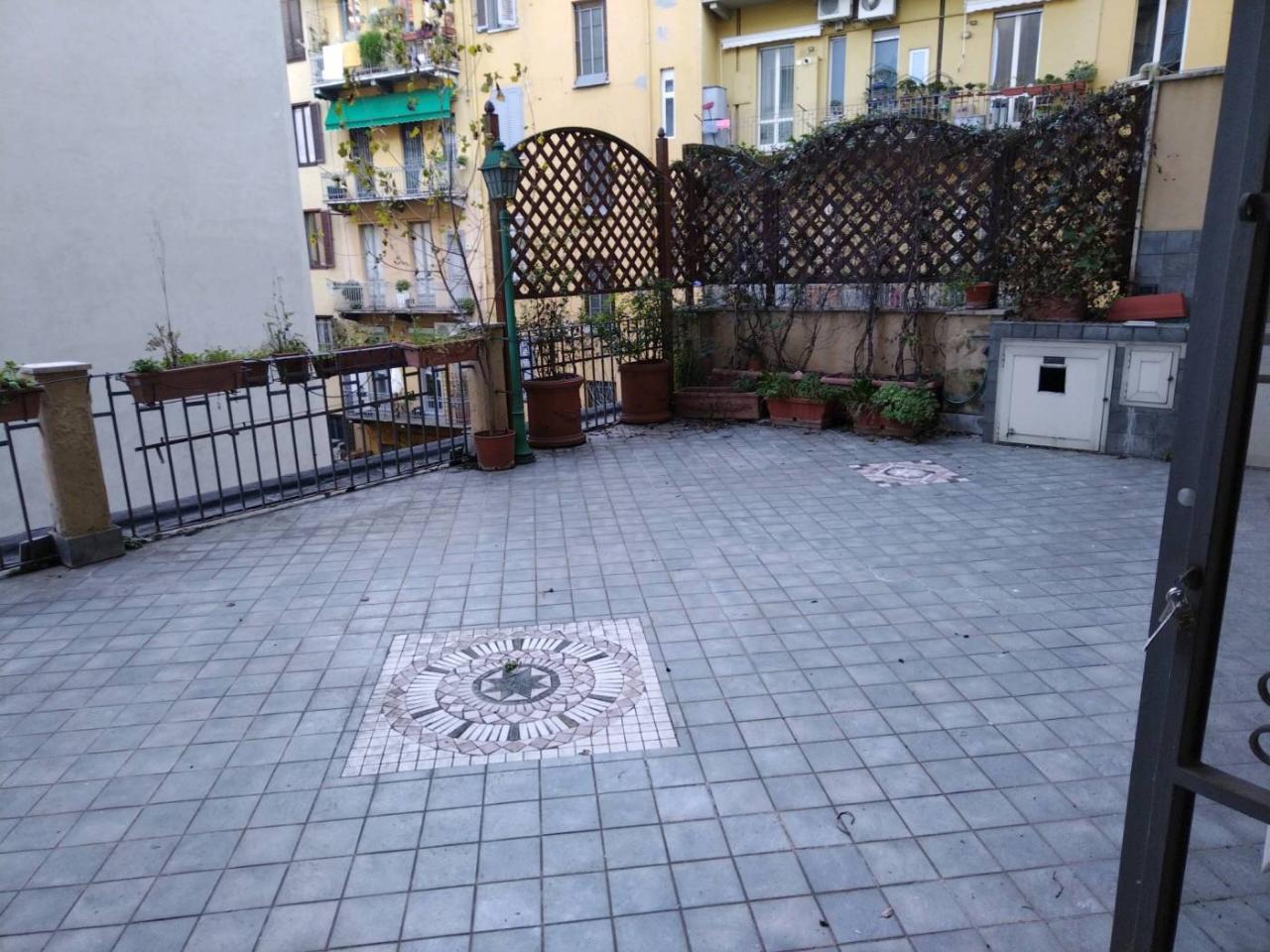 5غرفة شقة في Turin, Italy رقم 26374