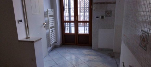 5غرفة شقة في Turin, Italy رقم 26374 73