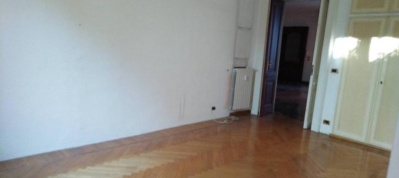 5غرفة شقة في Turin, Italy رقم 26374 28