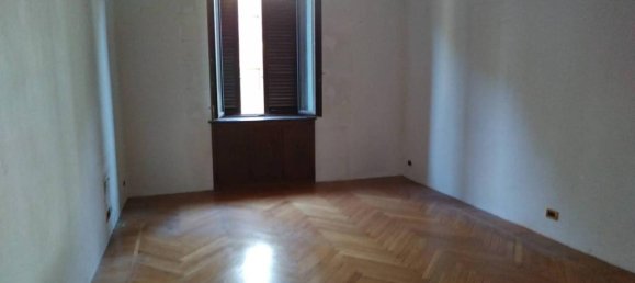 5غرفة شقة في Turin, Italy رقم 26374 49