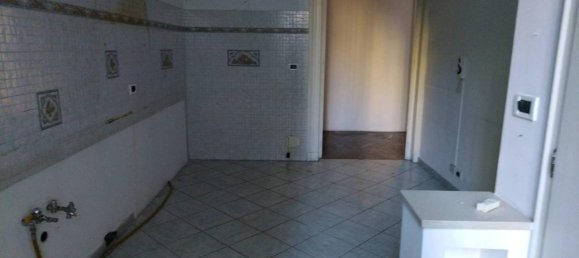 5غرفة شقة في Turin, Italy رقم 26374 52