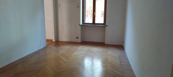 5غرفة شقة في Turin, Italy رقم 26374 21