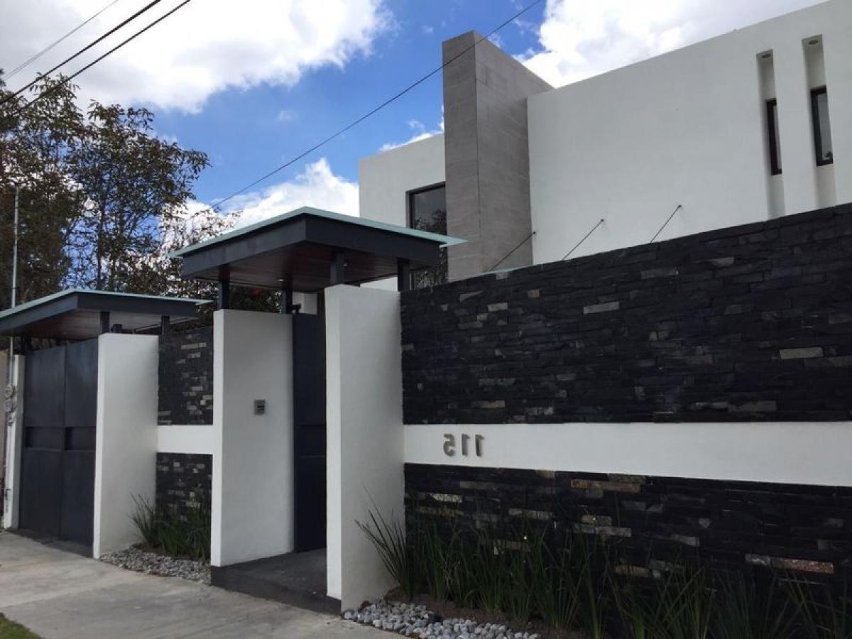 4 bedrooms House in Mexico No. 207922