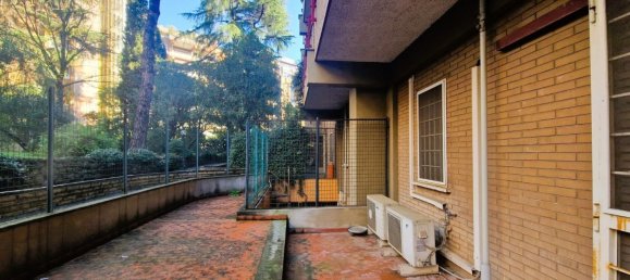 4-salle Appartement à Rome, Italy No. 191694 21