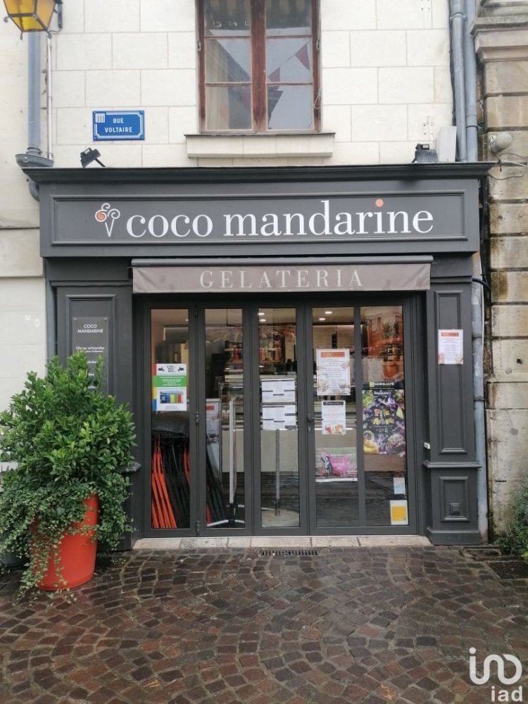 Propiedad comercial en Chinon, France 30 m² No. 158454