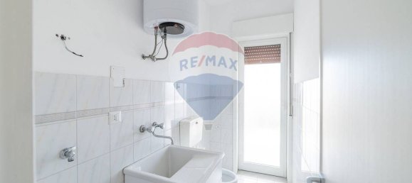 4 rooms Apartment in Aci Catena, Italy No. 88972 9