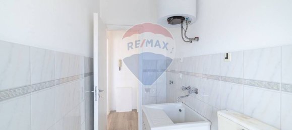 4 rooms Apartment in Aci Catena, Italy No. 88972 10