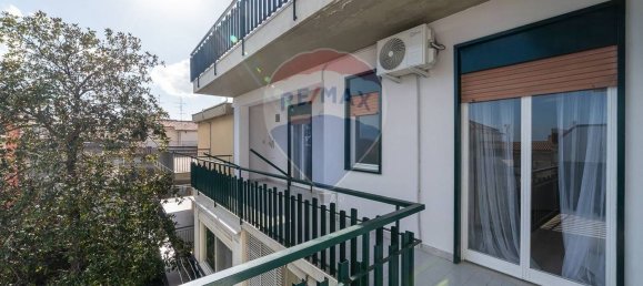 4 rooms Apartment in Aci Catena, Italy No. 88972 14