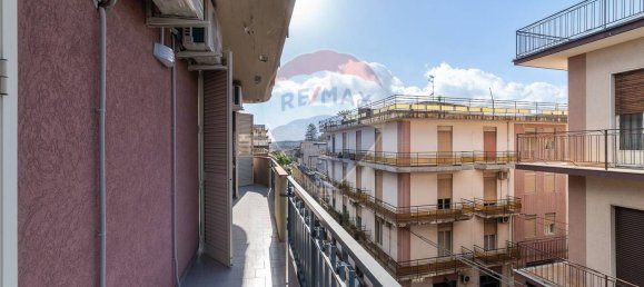 4 rooms Apartment in Aci Catena, Italy No. 88972 12