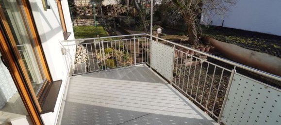 4 rooms House in Furth, Germany No. 35150 58