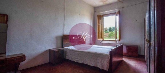 4 bedrooms House in Ravenna, Italy No. 213658 2