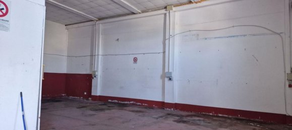 Склад 397м² в Сиракузы, Италия № 372032 3