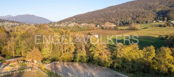 4 bedrooms Villa in Porto Valtravaglia, Italy No. 236122 22