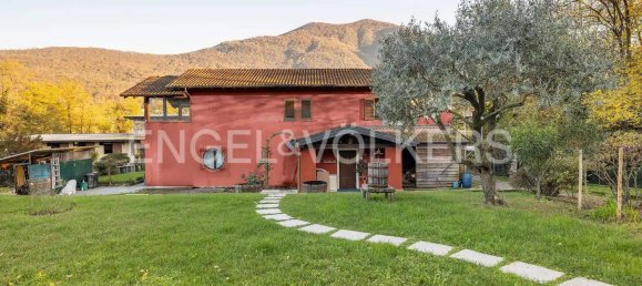 4 bedrooms Villa in Porto Valtravaglia, Italy No. 236122 4