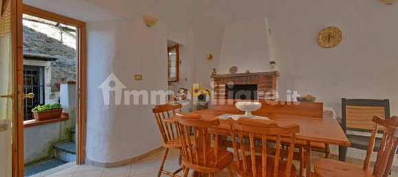 3 Schlafzimmer Haus in Balestrino, Italy, Nr. 335731 16
