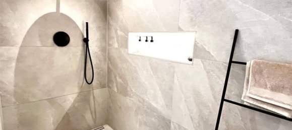 Коммерческая недвижимость с 7 комнатами в Аугсбург, Германия № 84505 22