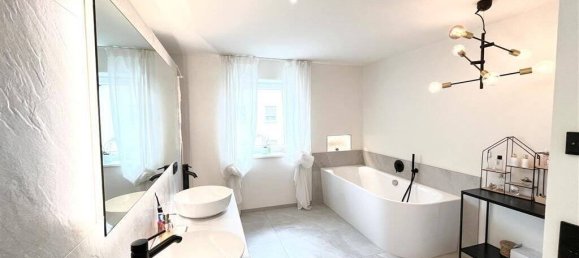 Коммерческая недвижимость с 7 комнатами в Аугсбург, Германия № 84505 23