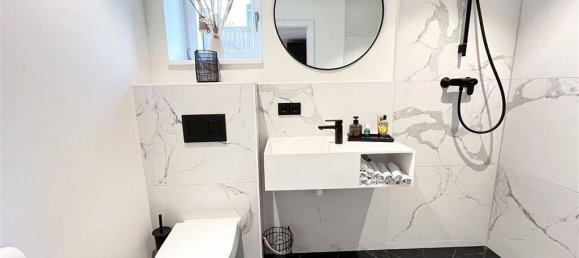 Коммерческая недвижимость с 7 комнатами в Аугсбург, Германия № 84505 9