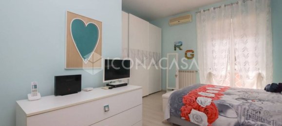2 Schlafzimmer Wohnung in Rome, Italy, Nr. 332013 17