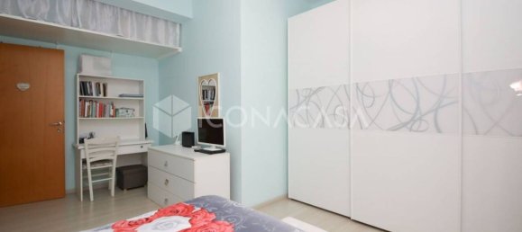 2 Schlafzimmer Wohnung in Rome, Italy, Nr. 332013 23