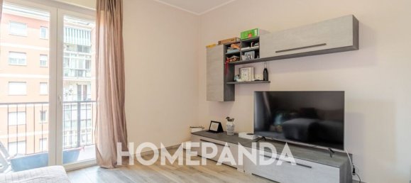 6-salle Appartement à Turin, Italy No. 265970 12