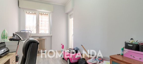 6-salle Appartement à Turin, Italy No. 265970 19
