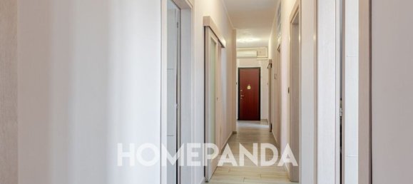 6-salle Appartement à Turin, Italy No. 265970 23