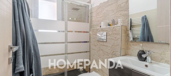 6-salle Appartement à Turin, Italy No. 265970 22