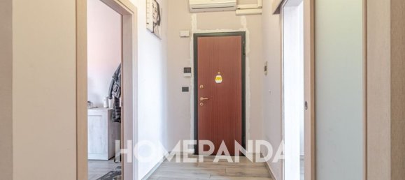 6-salle Appartement à Turin, Italy No. 265970 24
