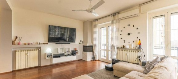 3-Zimmer Penthouse in Bresso, Italy, Nr. 32045 10