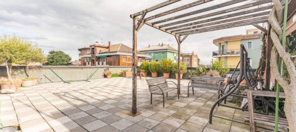 3-Zimmer Penthouse in Bresso, Italy, Nr. 32045 91