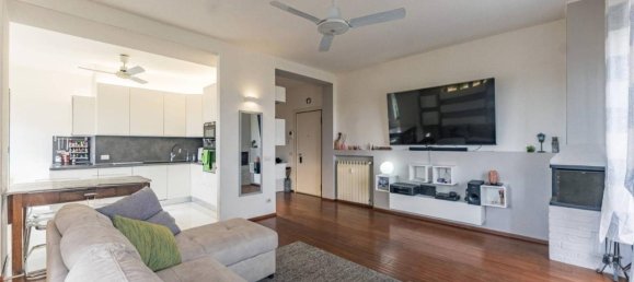 3-Zimmer Penthouse in Bresso, Italy, Nr. 32045 12