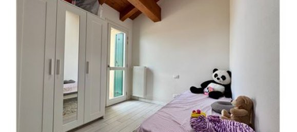 2 bedrooms Apartment in Udine, Italy No. 289479 10