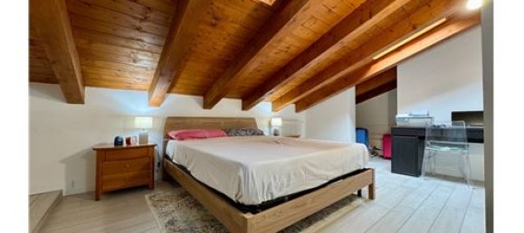 2 bedrooms Apartment in Udine, Italy No. 289479 4