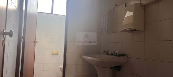 160m² Office in Odivelas, Portugal No. 193365 10