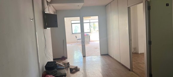 160m² Office in Odivelas, Portugal No. 193365 12