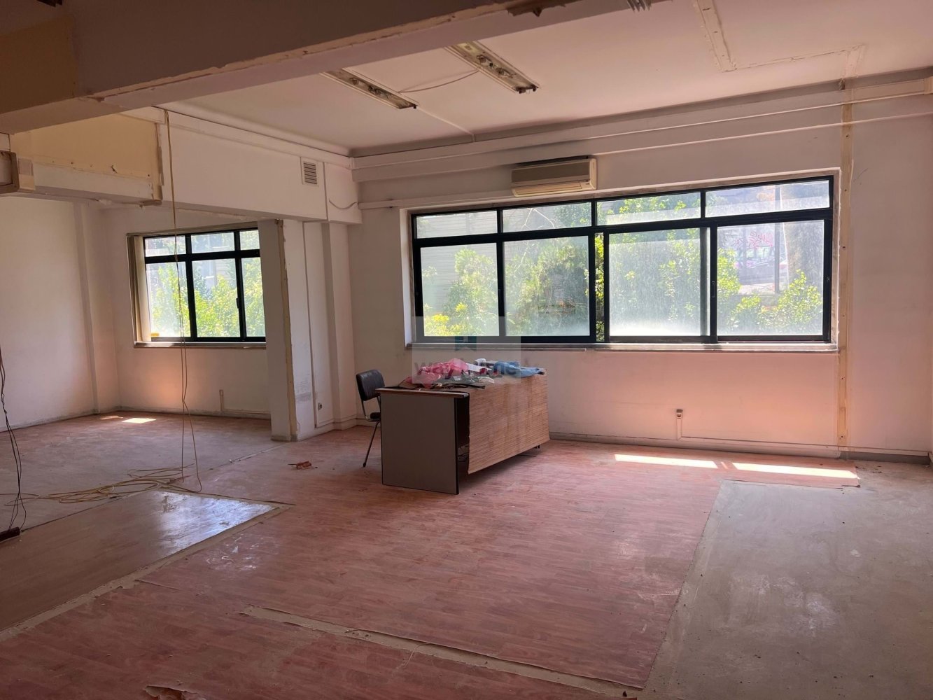 Büro in Odivelas, Portugal 160m², Nr. 193365