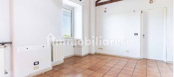 1 bedroom Apartment in Rome, Italy No. 350595 3