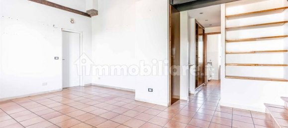 1 bedroom Apartment in Rome, Italy No. 350595 4