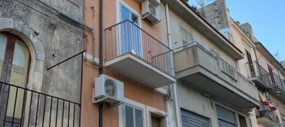 Дом с 2 комнатами в Джарратана, Италия № 235611 4