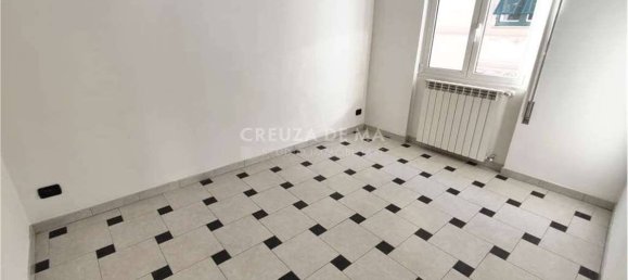 Apartamento de 2 dormitorios en Rapallo, Italy No. 302570 6