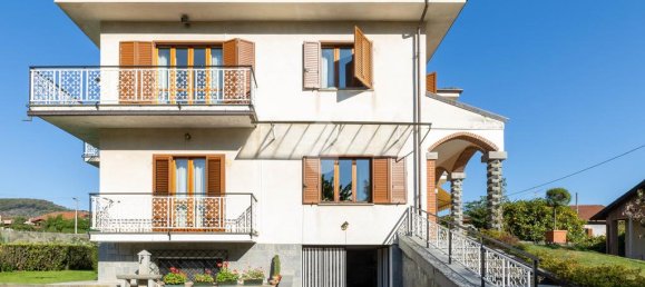 4 bedrooms Villa in Torre Pellice, Italy No. 72454 6