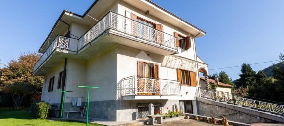 4 bedrooms Villa in Torre Pellice, Italy No. 72454 3